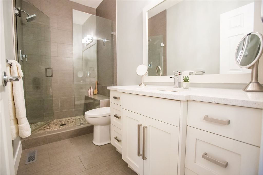 listing image 1108269555198639146