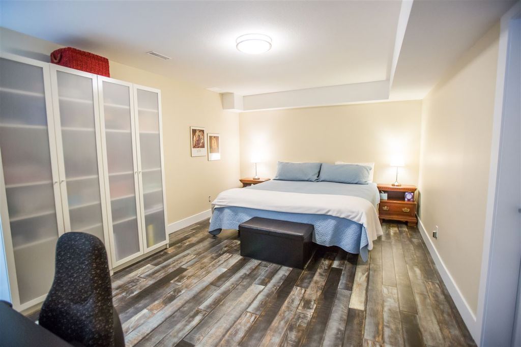 listing image 1105651671245300214