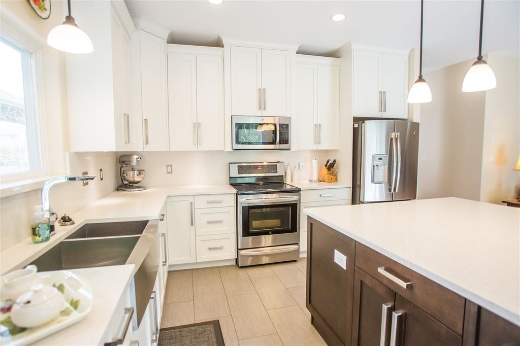 listing image 1108093350456493102