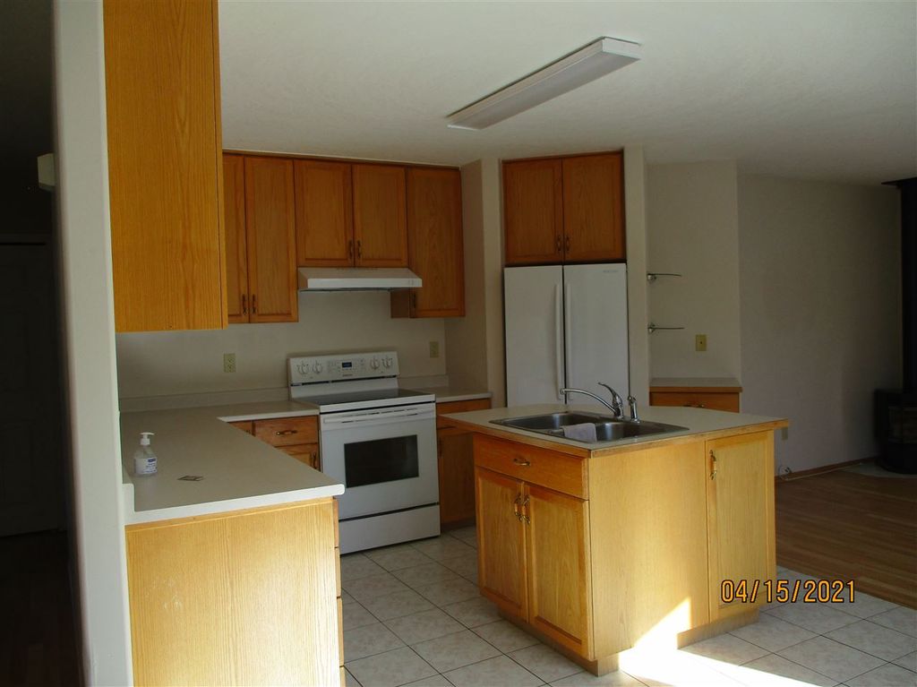 listing image 1108416566904111793