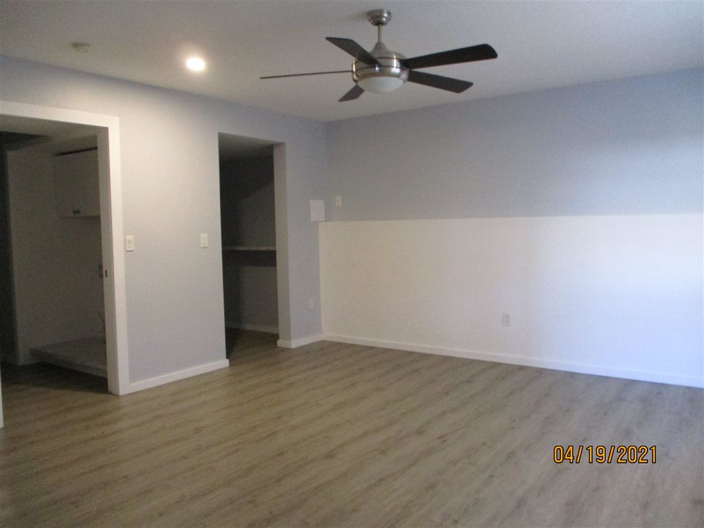 listing image 1107289962794994764