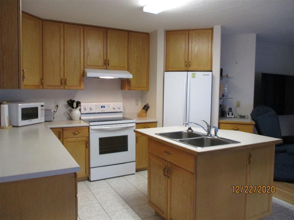 listing image 1100636589582132684