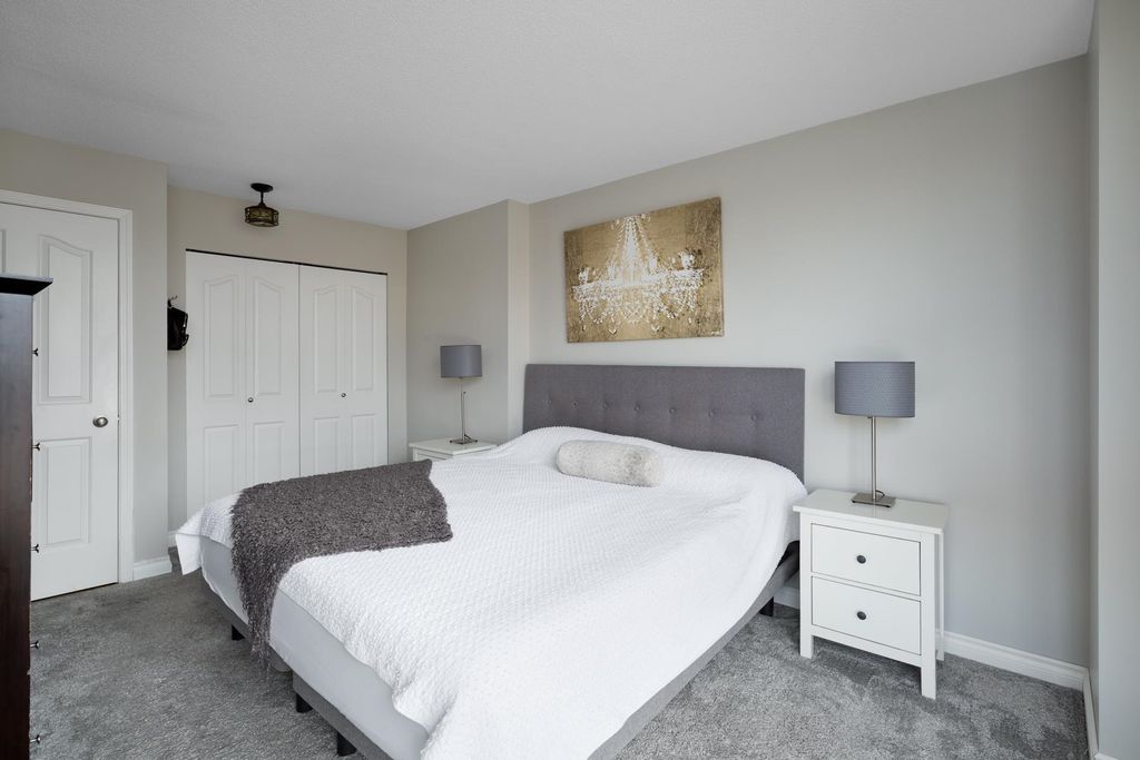 listing image 1100444767972991869