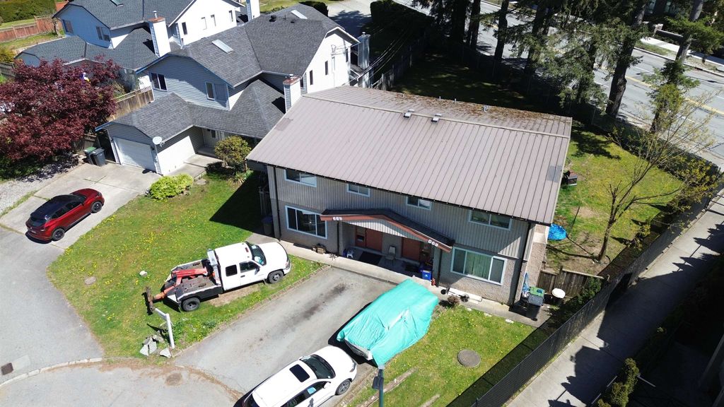 listing image 1105530641190016890