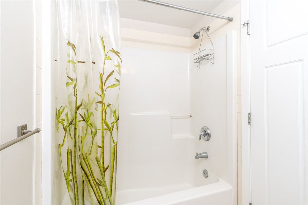 listing image 1107189954442953090
