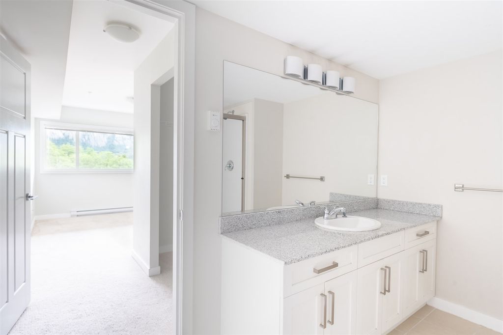 listing image 1107199295813327266