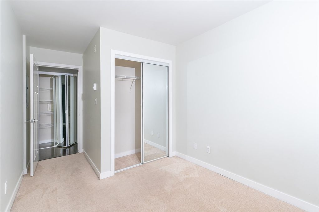 listing image 1106440511180525908