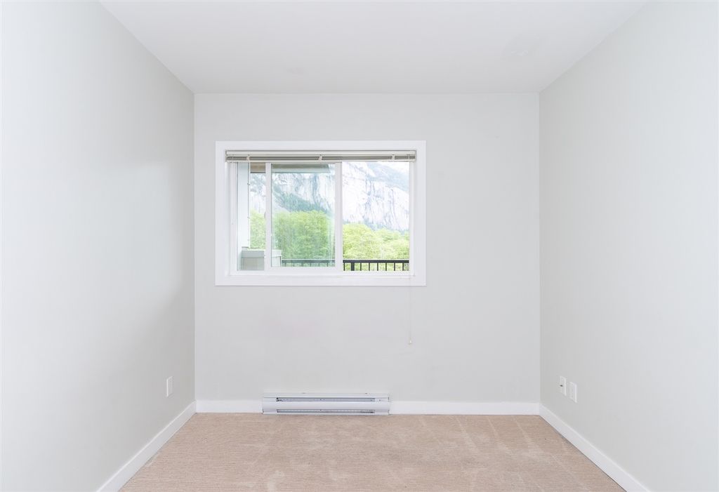 listing image 1103358811252426887