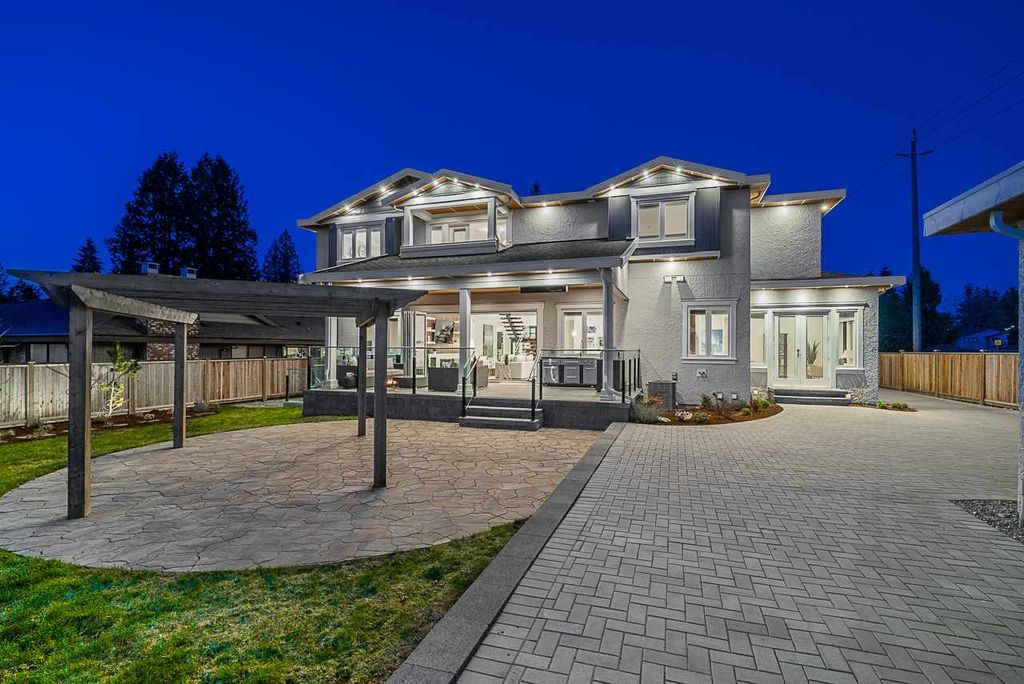 listing image 1105608021228720775