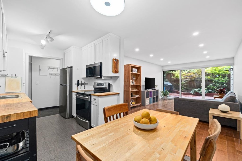 listing image 1105820357774429714