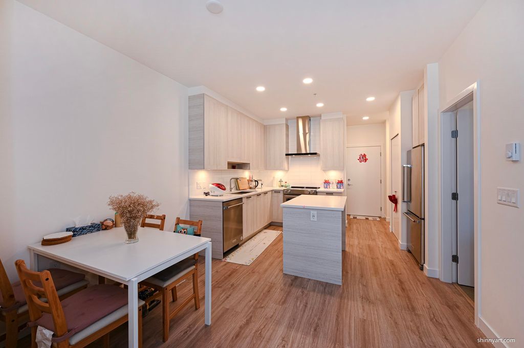 listing image 1105555246919080871