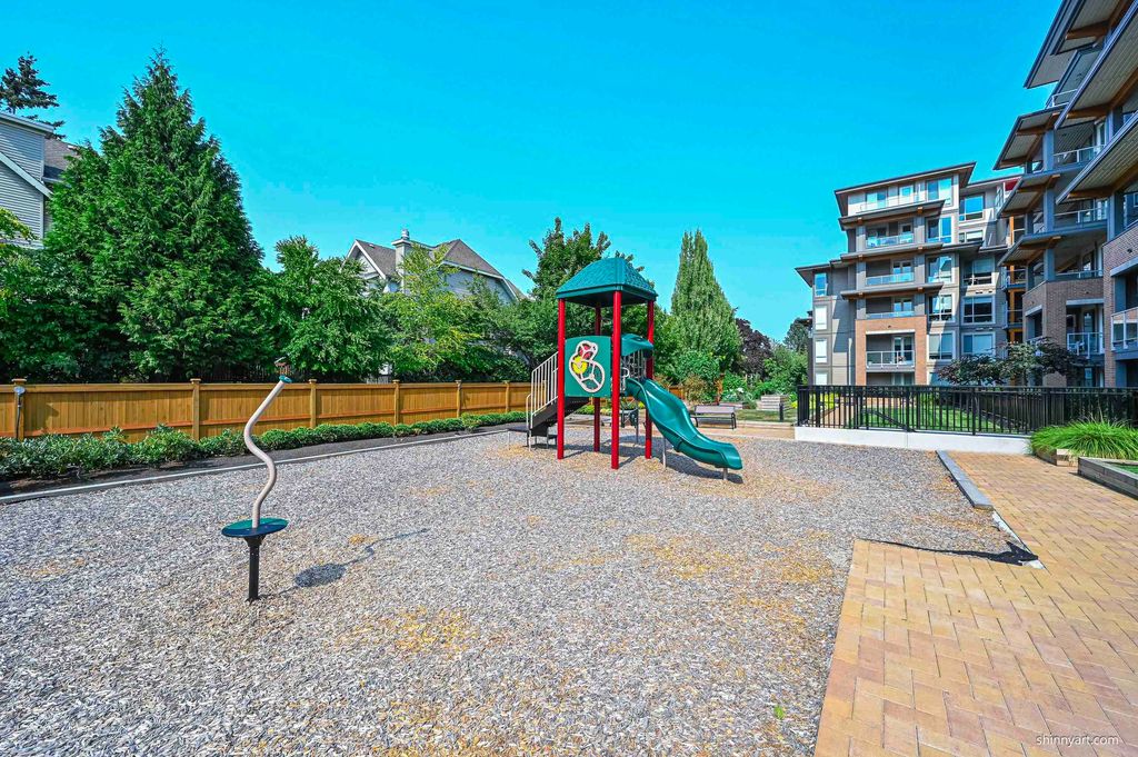 listing image 1101762688760725383