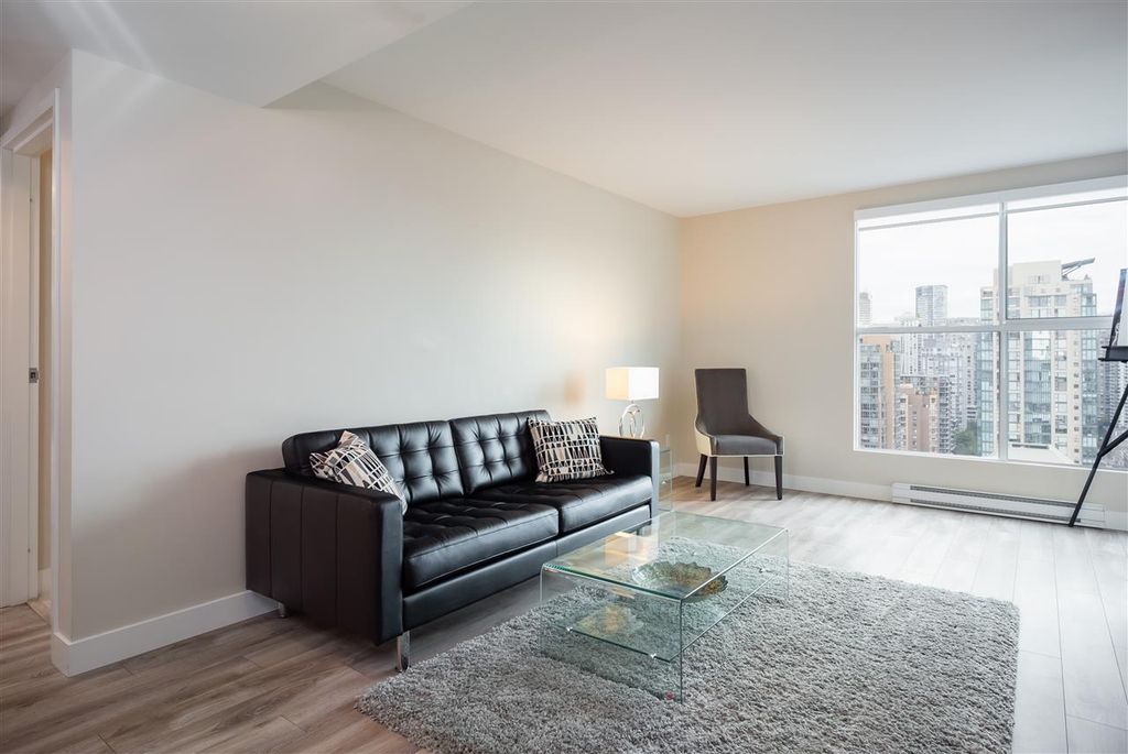 listing image 1100300807676014632