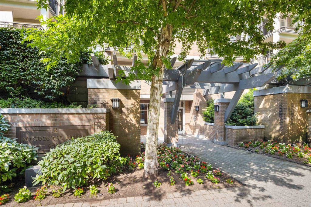 listing image 1105769413411364824