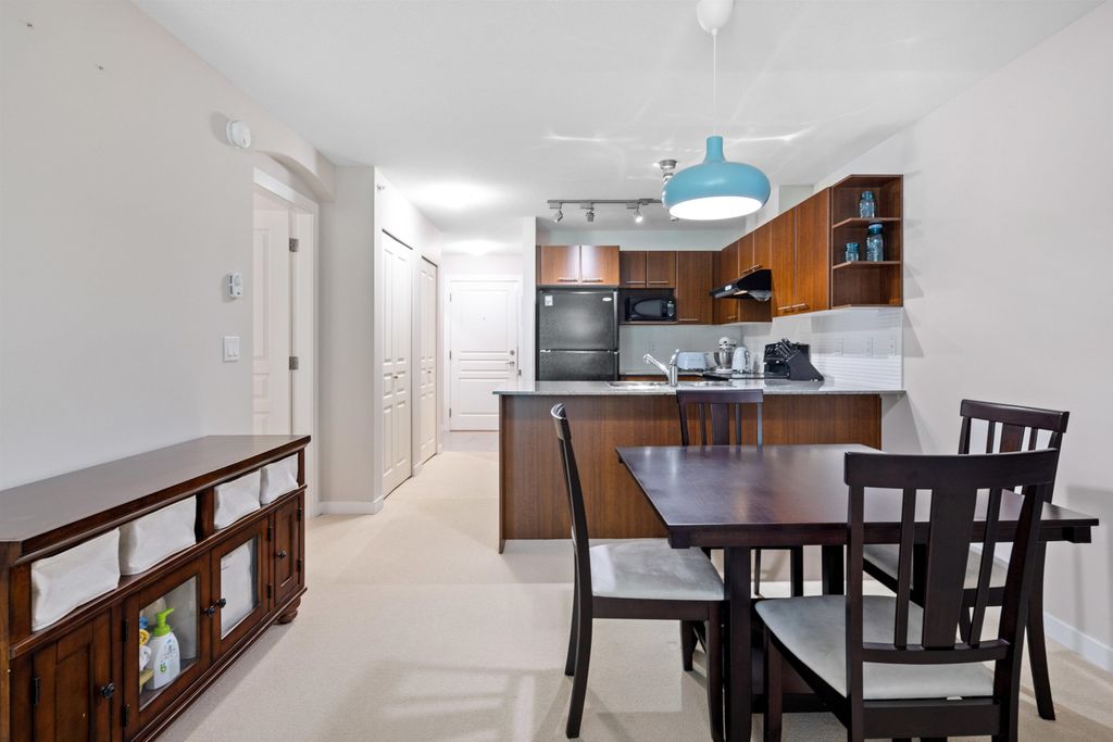 listing image 1104314966287310610