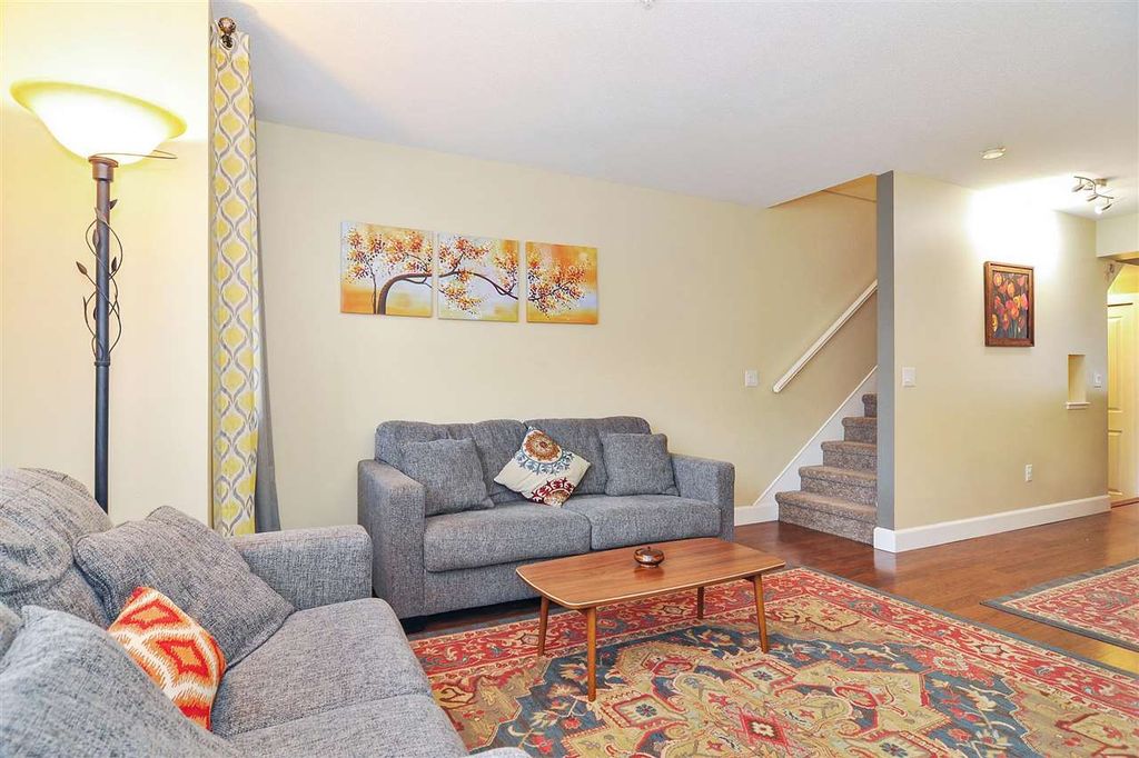 listing image 1109297015777859528