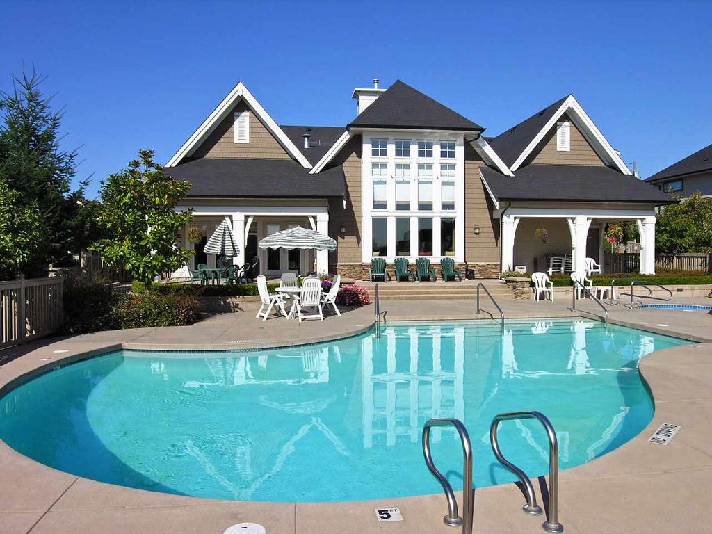 listing image 1108559059376139865