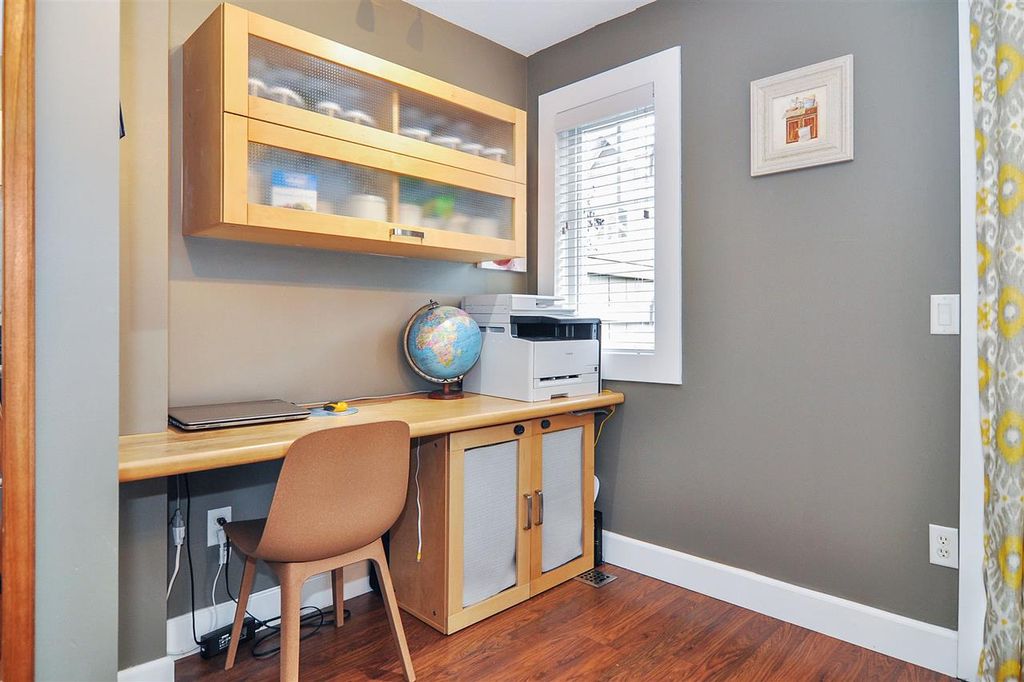 listing image 1101943793383710694
