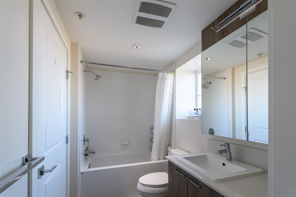 listing image 1109747139328311531