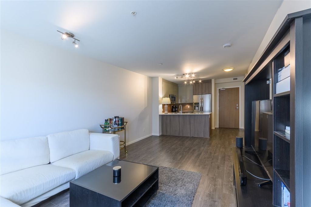 listing image 1107285330752386089