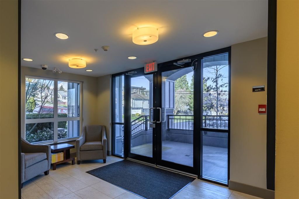 listing image 1107389563220262378