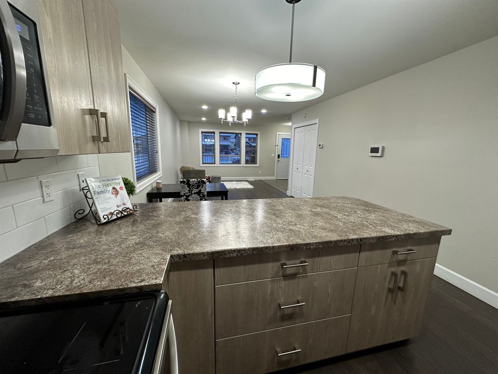 listing image 1105023901444626528