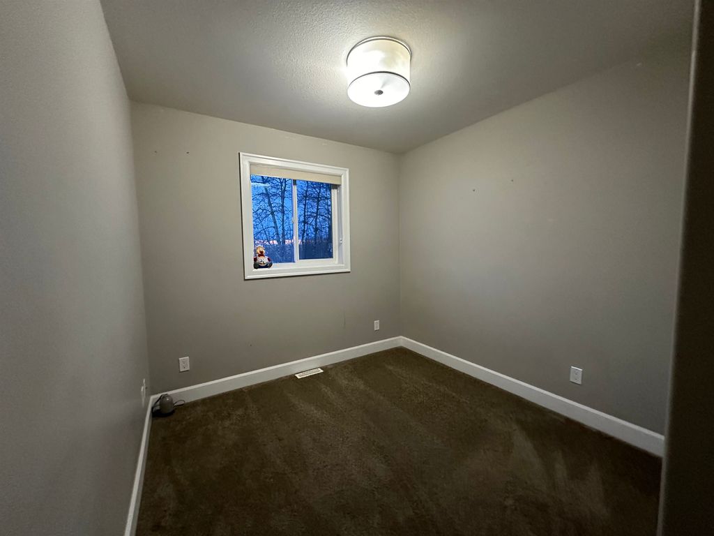listing image 1105965207333612934