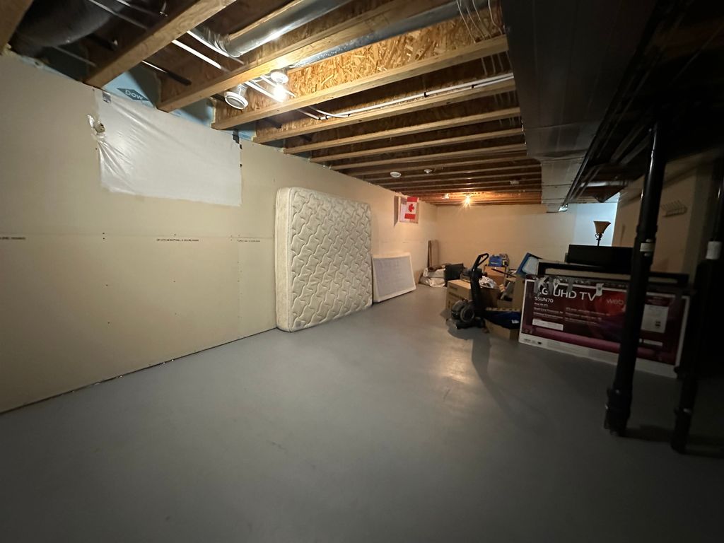 listing image 1106309075731914965