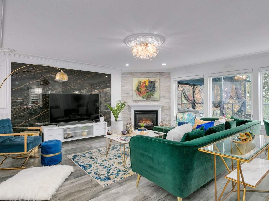 listing image 1108487562956392071