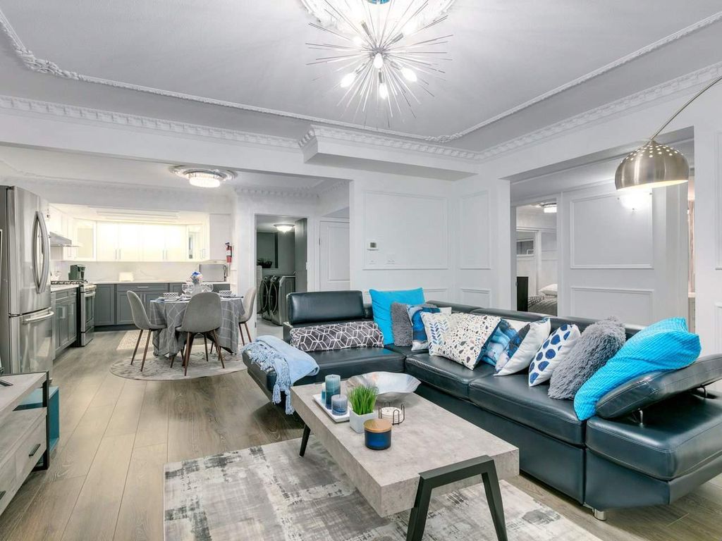 listing image 1103849821562539360