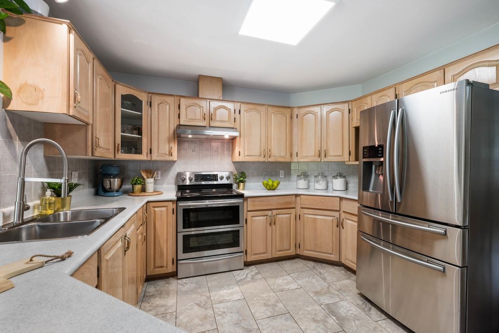 listing image 1104392699470066134