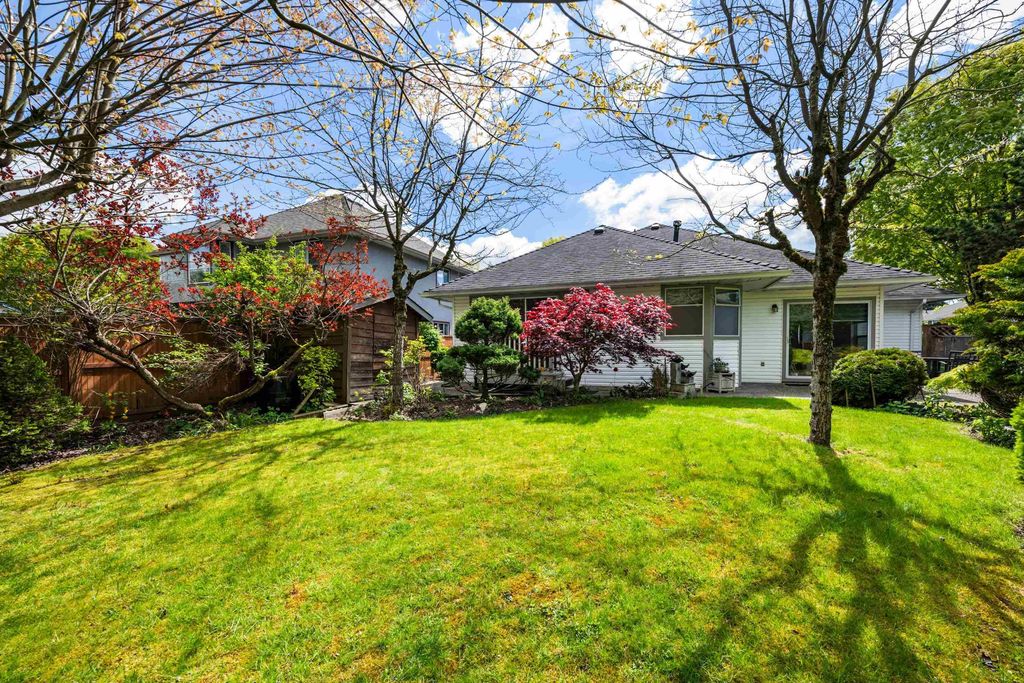 listing image 1104740295523662970