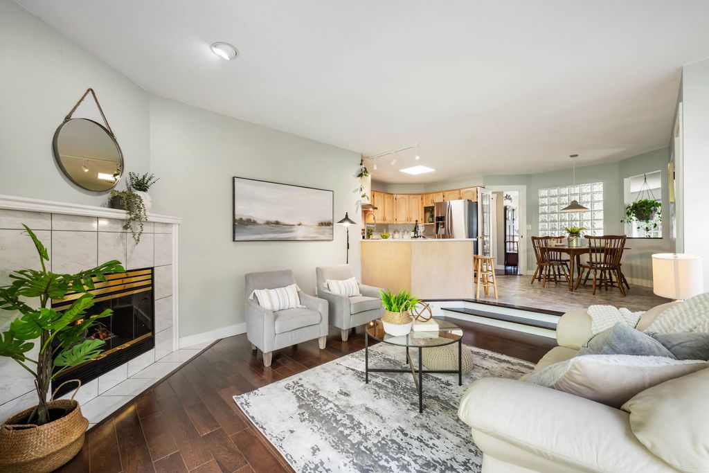 listing image 1104295278323371242