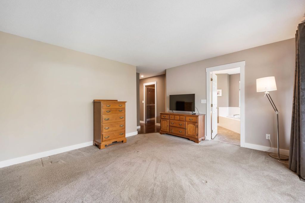 listing image 1107890735947326192