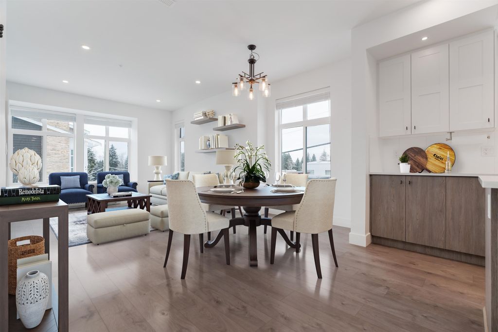 listing image 1102896878613519121