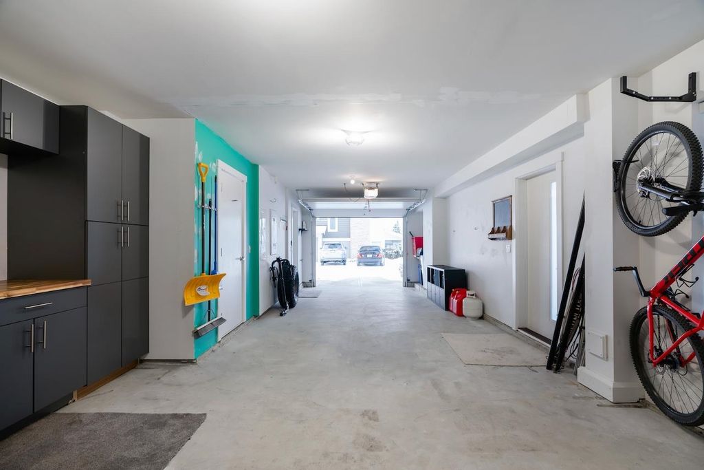 listing image 1105587186191789425