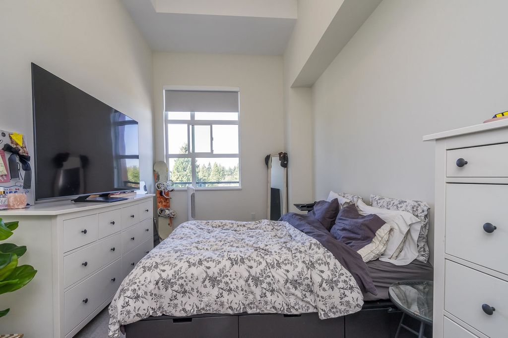 listing image 1108273126302607900