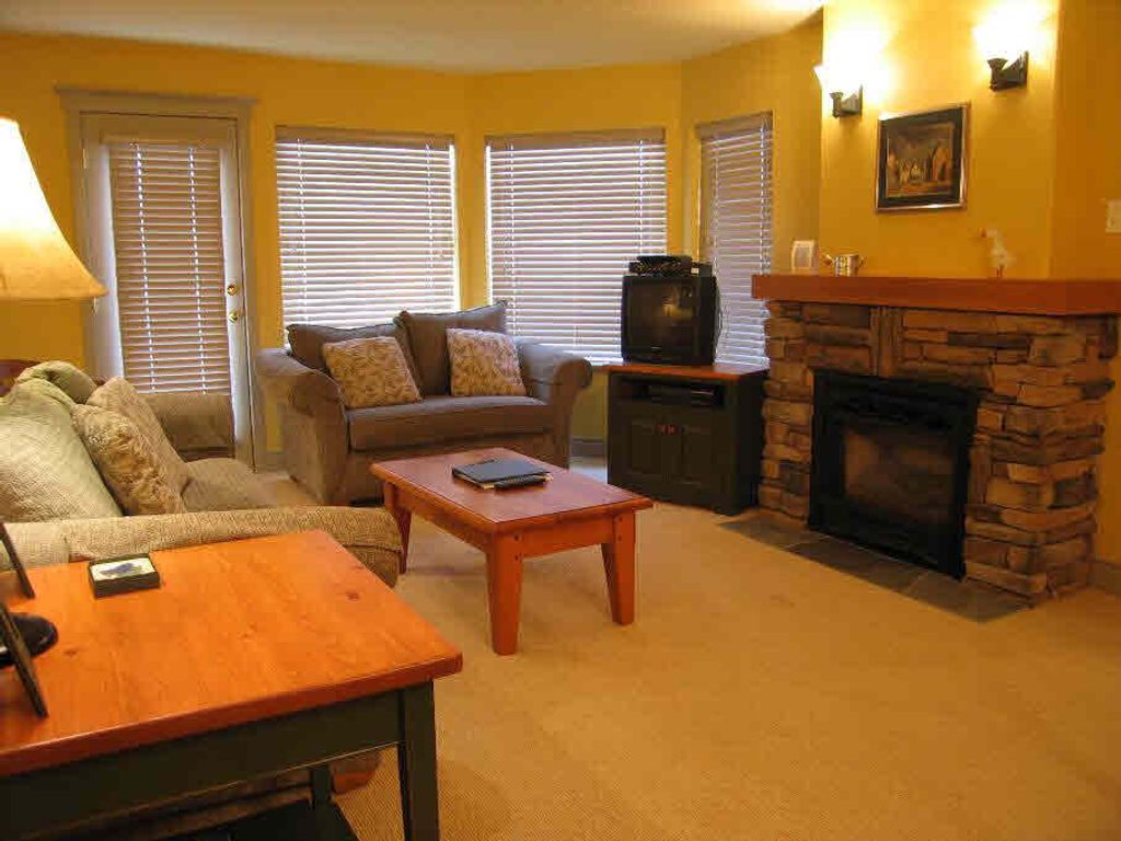 listing image 1106230945501392321