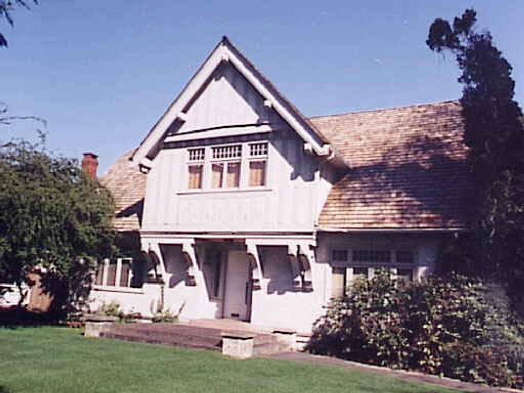 listing image 1100320808957562811