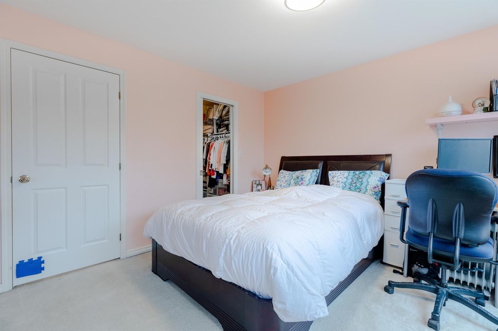 listing image 1102679312600849097