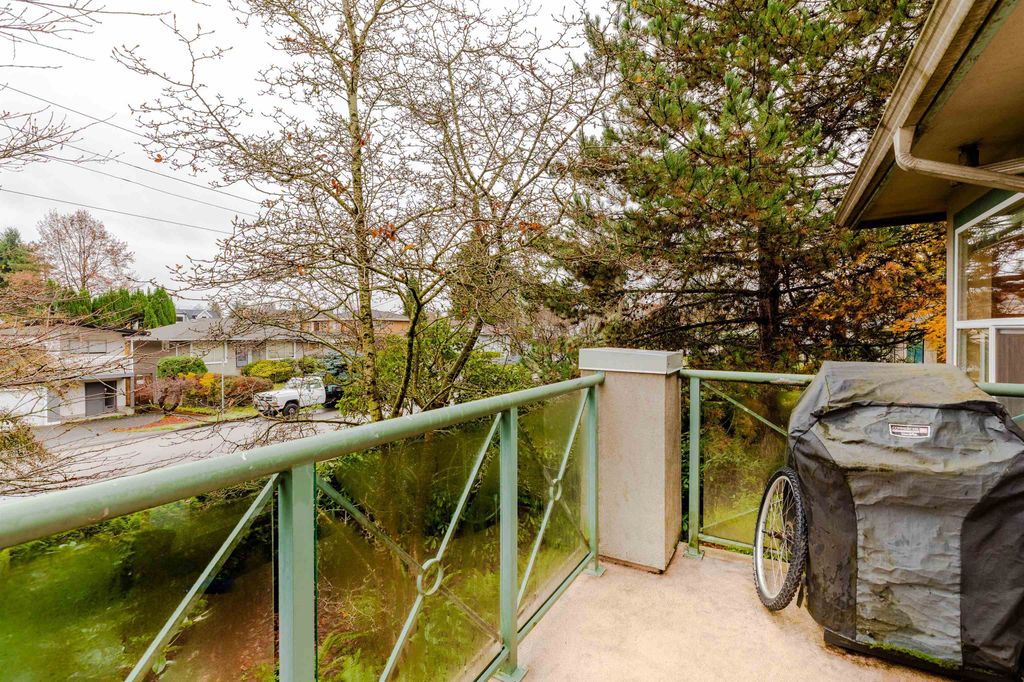 listing image 1107645710255130103