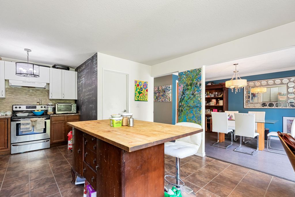 listing image 1101138130487057688