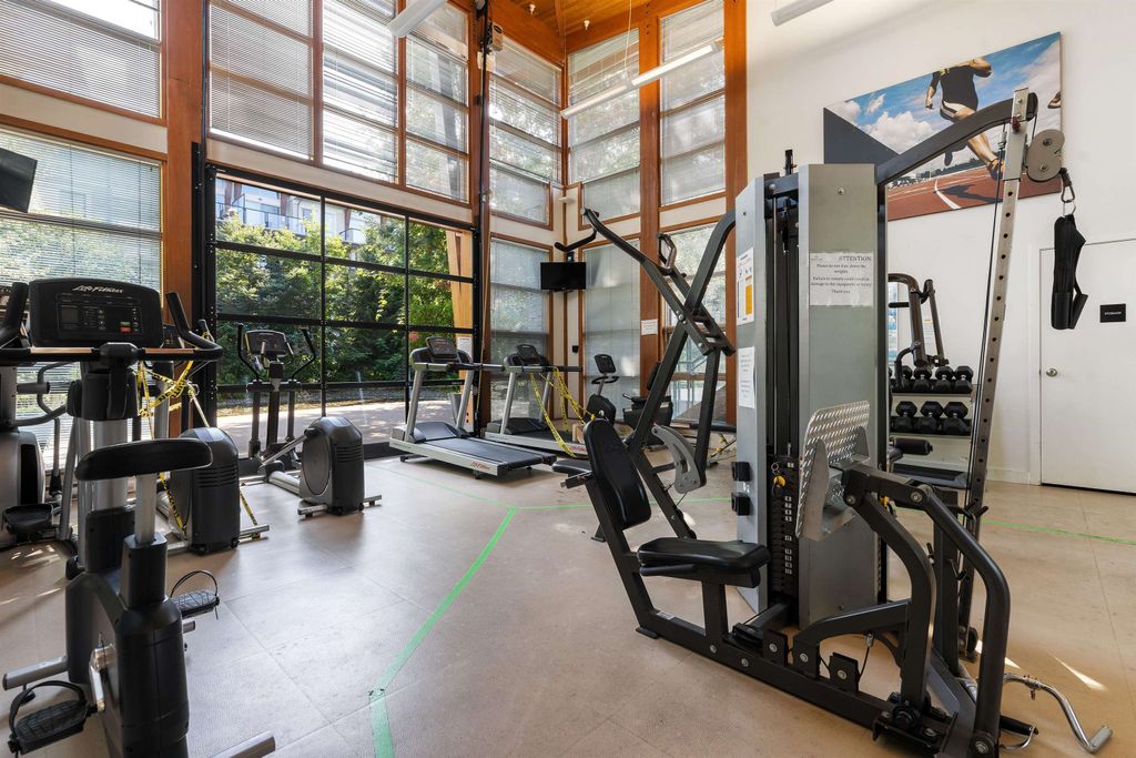 listing image 1101982516428622833