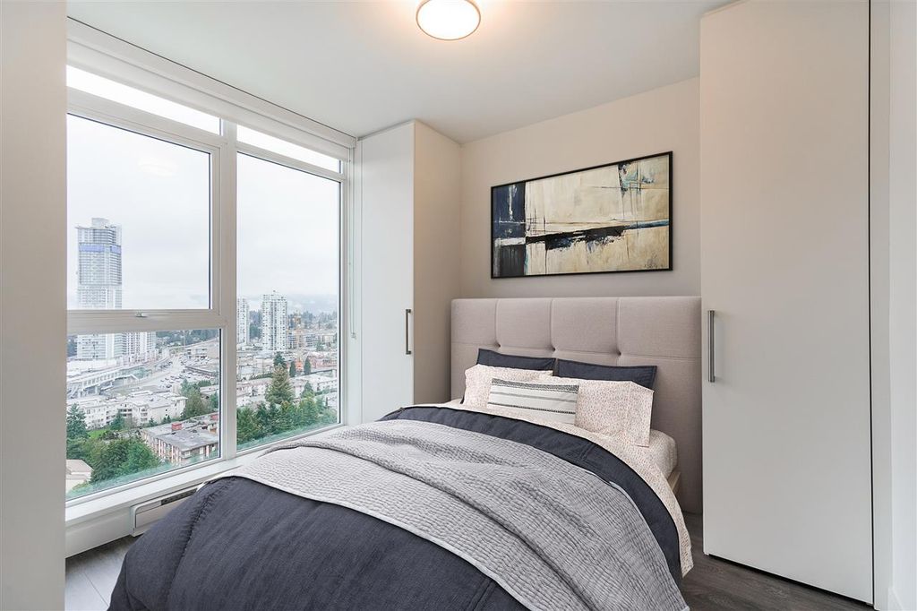 listing image 1106710054211159398