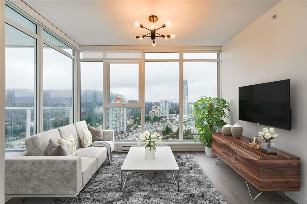 listing image 1102404619639595524