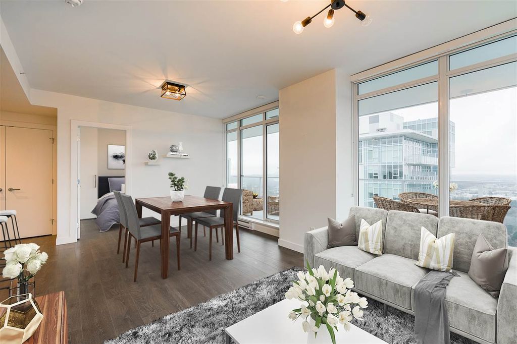 listing image 1107473720465005761