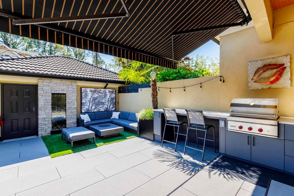 listing image 1102168864943997922