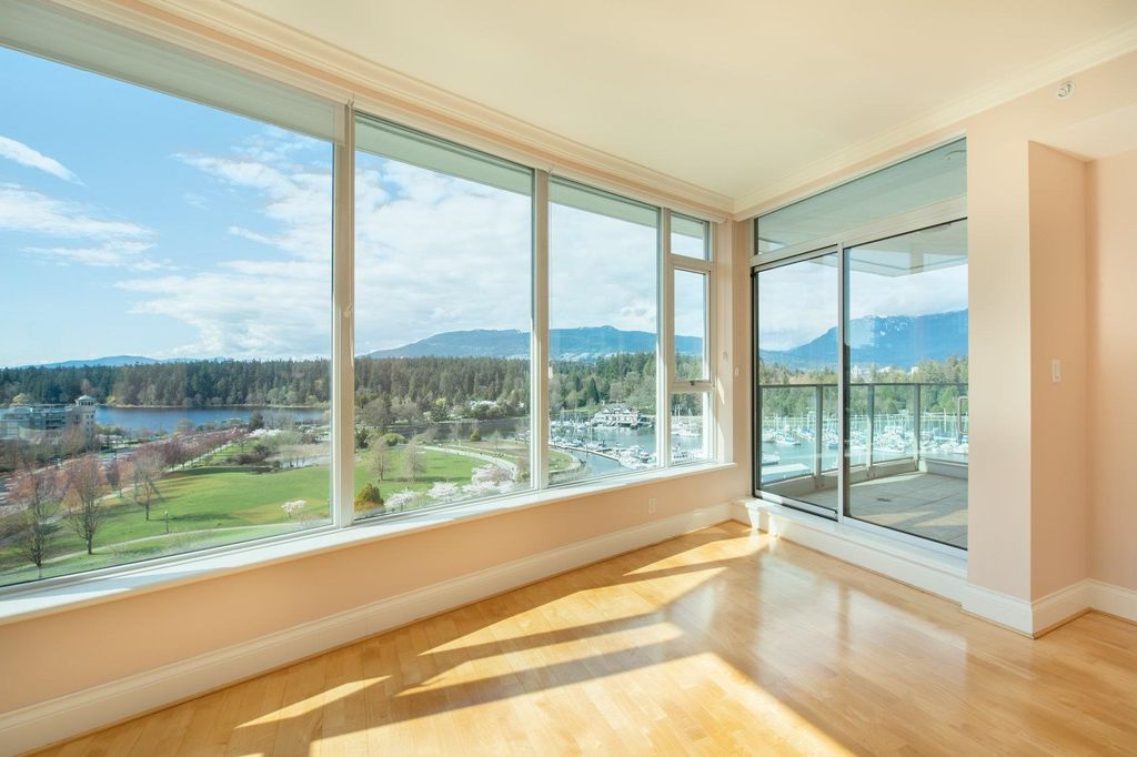listing image 1103788898570136642