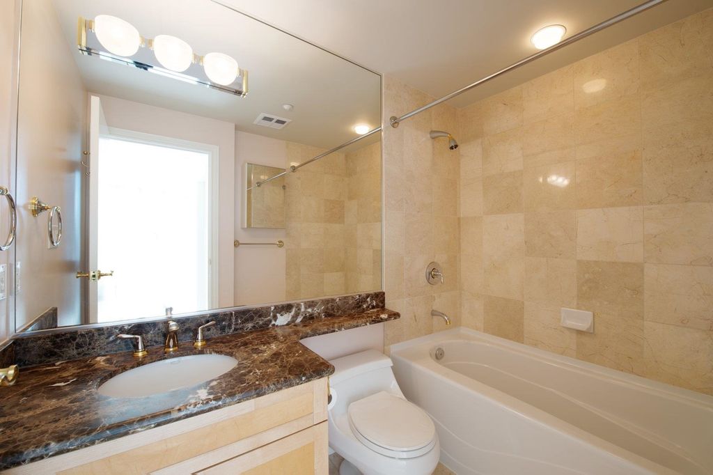 listing image 1104293537316722009