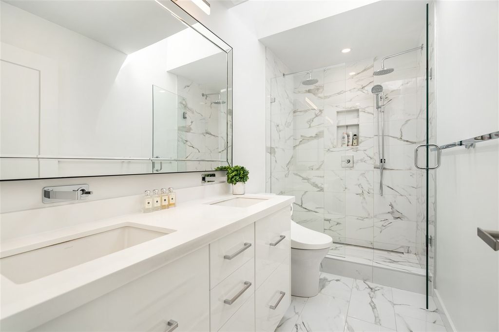 listing image 1103041741888814798